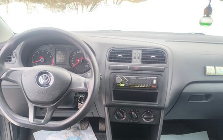 Volkswagen Polo VI (EU Market), 2015 год, 597 000 рублей, 10 фотография