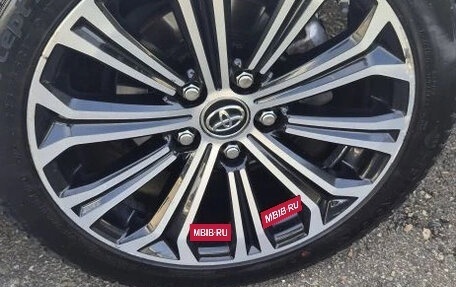 Toyota Corolla, 2019 год, 1 900 000 рублей, 15 фотография