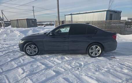 BMW 3 серия, 2018 год, 1 900 000 рублей, 3 фотография