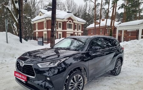 Toyota Highlander, 2025 год, 5 290 000 рублей, 6 фотография