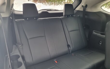 Toyota Highlander, 2025 год, 5 290 000 рублей, 27 фотография