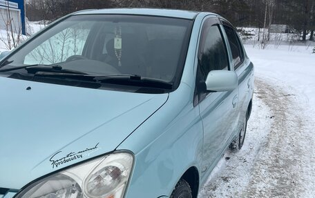 Toyota Platz, 2003 год, 450 000 рублей, 4 фотография