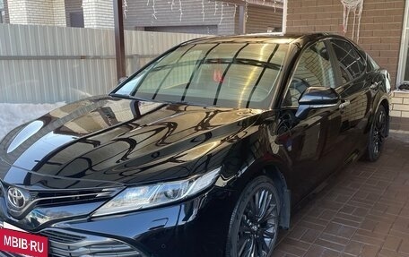 Toyota Camry, 2021 год, 2 950 000 рублей, 17 фотография