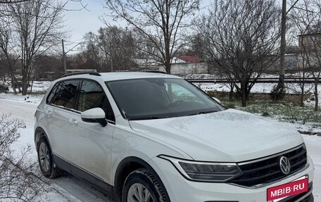 Volkswagen Tiguan II, 2021 год, 1 950 000 рублей, 2 фотография