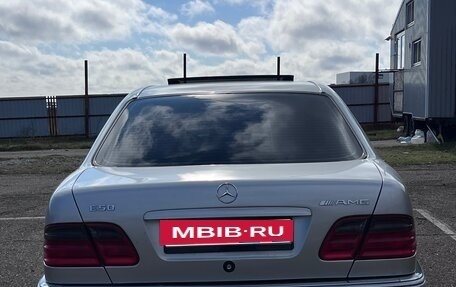 Mercedes-Benz E-Класс, 1996 год, 1 750 000 рублей, 6 фотография