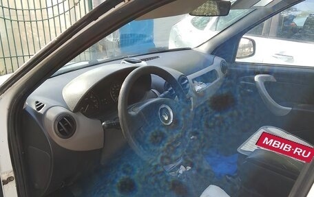 Renault Logan I, 2011 год, 230 000 рублей, 6 фотография