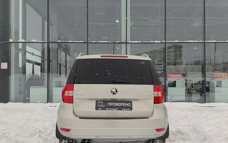 Skoda Yeti I рестайлинг, 2014 год, 1 205 000 рублей, 7 фотография