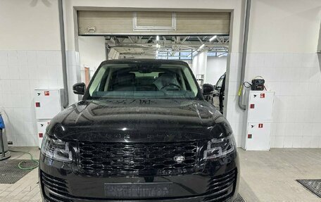 Land Rover Range Rover IV рестайлинг, 2019 год, 6 990 000 рублей, 2 фотография