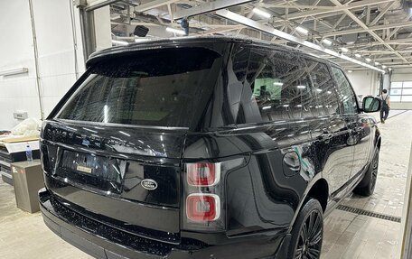Land Rover Range Rover IV рестайлинг, 2019 год, 6 990 000 рублей, 4 фотография