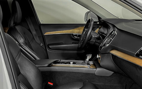 Volvo XC90 II рестайлинг, 2019 год, 4 658 000 рублей, 11 фотография