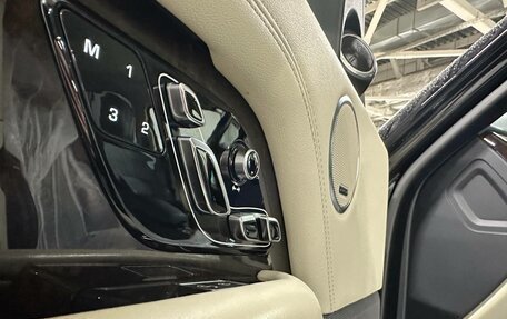 Land Rover Range Rover IV рестайлинг, 2019 год, 6 990 000 рублей, 8 фотография