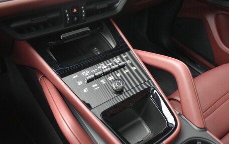 Porsche Cayenne III, 2025 год, 18 990 000 рублей, 31 фотография