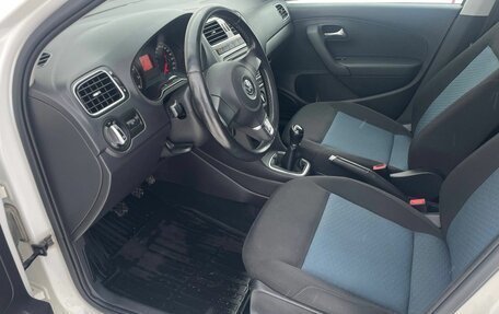 Volkswagen Polo VI (EU Market), 2013 год, 799 000 рублей, 23 фотография