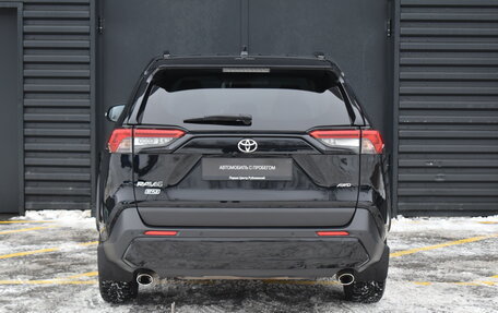 Toyota RAV4, 2021 год, 3 850 000 рублей, 8 фотография