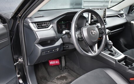 Toyota RAV4, 2021 год, 3 850 000 рублей, 10 фотография