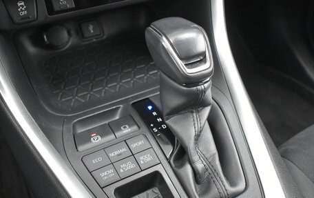 Toyota RAV4, 2021 год, 3 850 000 рублей, 18 фотография