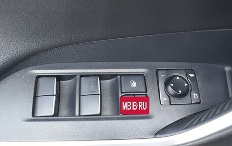 Toyota RAV4, 2021 год, 3 850 000 рублей, 23 фотография