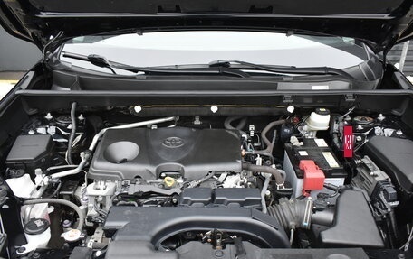 Toyota RAV4, 2021 год, 3 850 000 рублей, 28 фотография