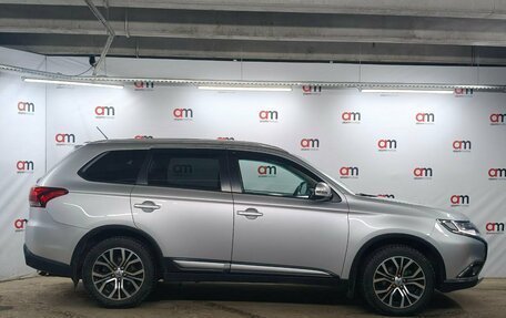 Mitsubishi Outlander III рестайлинг 3, 2016 год, 1 749 000 рублей, 8 фотография
