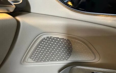 Mercedes-Benz E-Класс, 2025 год, 18 фотография