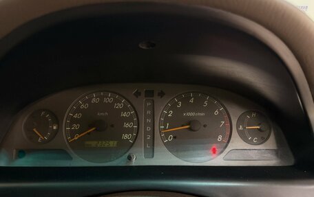 Toyota Gaia, 2001 год, 616 200 рублей, 11 фотография