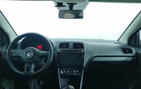 Volkswagen Polo VI (EU Market), 2012 год, 590 000 рублей, 14 фотография