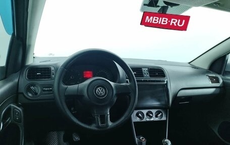 Volkswagen Polo VI (EU Market), 2012 год, 590 000 рублей, 16 фотография