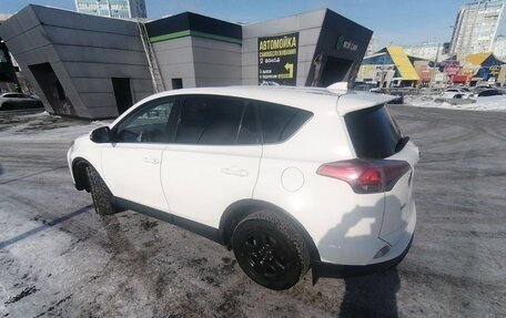 Toyota RAV4, 2016 год, 2 100 000 рублей, 2 фотография