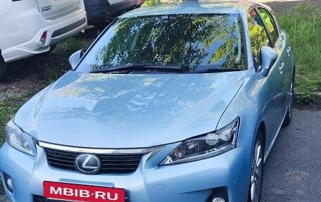 Lexus CT I рестайлинг, 2011 год, 1 350 000 рублей, 2 фотография