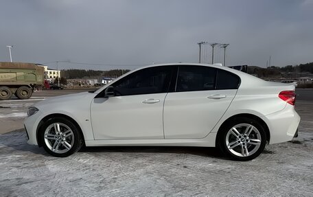 BMW 1 серия, 2022 год, 1 800 000 рублей, 7 фотография