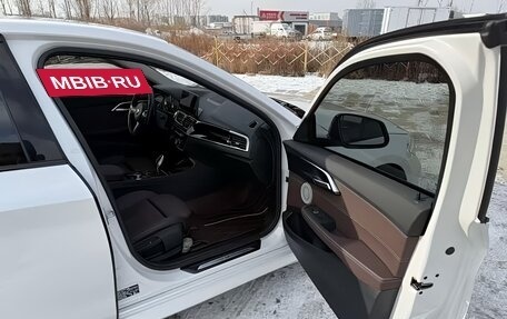 BMW 1 серия, 2022 год, 1 800 000 рублей, 9 фотография