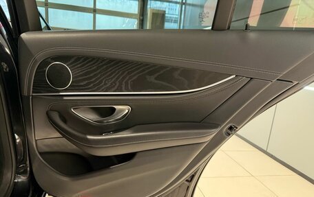 Mercedes-Benz E-Класс, 2019 год, 2 649 000 рублей, 16 фотография