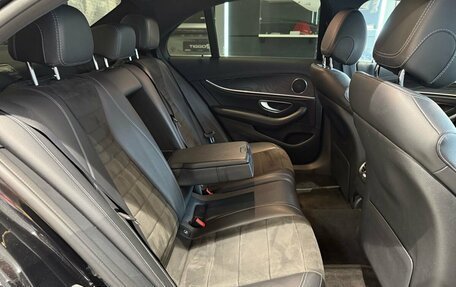 Mercedes-Benz E-Класс, 2019 год, 2 649 000 рублей, 17 фотография