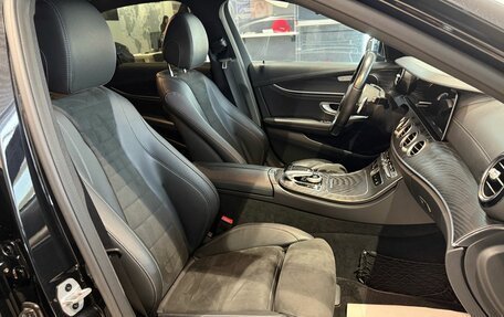 Mercedes-Benz E-Класс, 2019 год, 2 649 000 рублей, 19 фотография