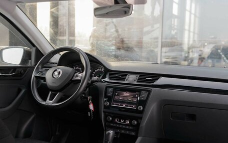 Skoda Rapid I, 2018 год, 1 330 000 рублей, 9 фотография