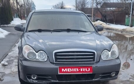 Hyundai Sonata IV рестайлинг, 2005 год, 410 000 рублей, 1 фотография