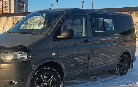 Volkswagen Caravelle T5, 2011 год, 1 400 000 рублей, 2 фотография