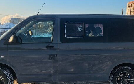 Volkswagen Caravelle T5, 2011 год, 1 400 000 рублей, 3 фотография