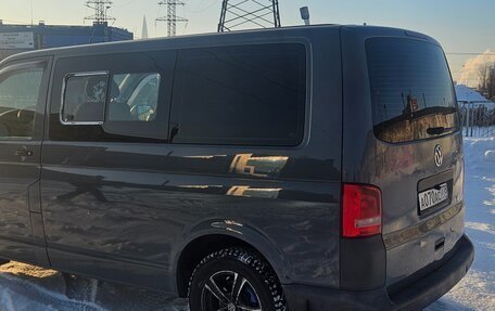 Volkswagen Caravelle T5, 2011 год, 1 400 000 рублей, 4 фотография