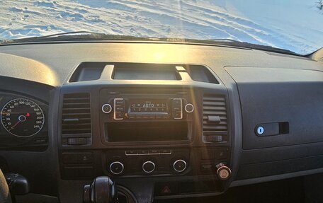 Volkswagen Caravelle T5, 2011 год, 1 400 000 рублей, 15 фотография