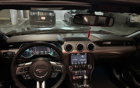 Ford Mustang VI рестайлинг, 2018 год, 3 350 000 рублей, 4 фотография