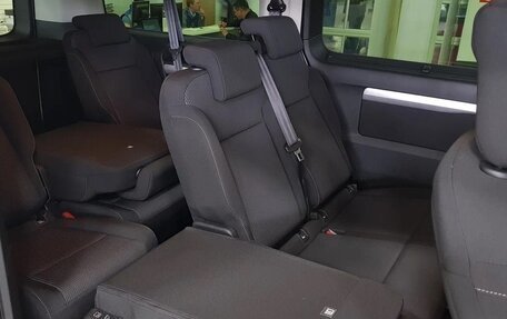 Peugeot Traveller I, 2020 год, 2 230 000 рублей, 3 фотография