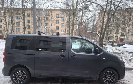 Peugeot Traveller I, 2020 год, 2 230 000 рублей, 5 фотография