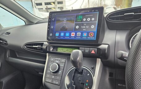 Toyota Wish II, 2009 год, 1 200 000 рублей, 22 фотография