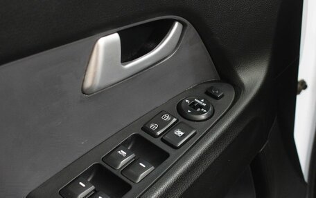 KIA Sportage III, 2011 год, 950 000 рублей, 11 фотография