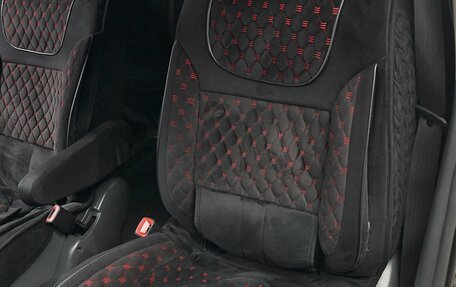 Toyota Estima III рестайлинг -2, 2003 год, 1 050 000 рублей, 16 фотография