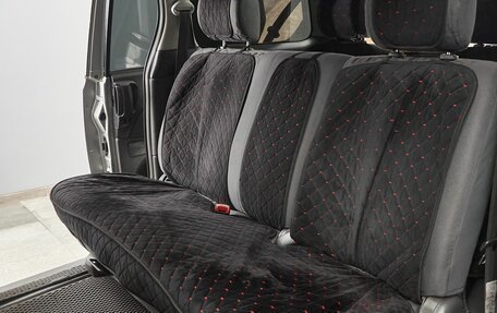 Toyota Estima III рестайлинг -2, 2003 год, 1 050 000 рублей, 17 фотография