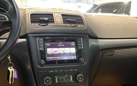 Skoda Yeti I рестайлинг, 2015 год, 1 070 000 рублей, 10 фотография