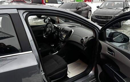 Chevrolet Aveo III, 2015 год, 913 000 рублей, 12 фотография