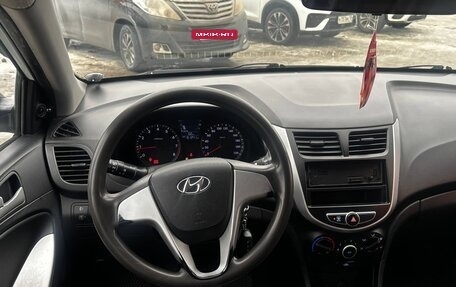 Hyundai Solaris II рестайлинг, 2013 год, 763 000 рублей, 10 фотография